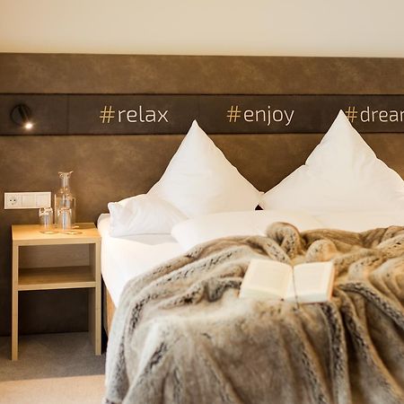 Enjoy Ischgl Aparthotel Exteriör bild